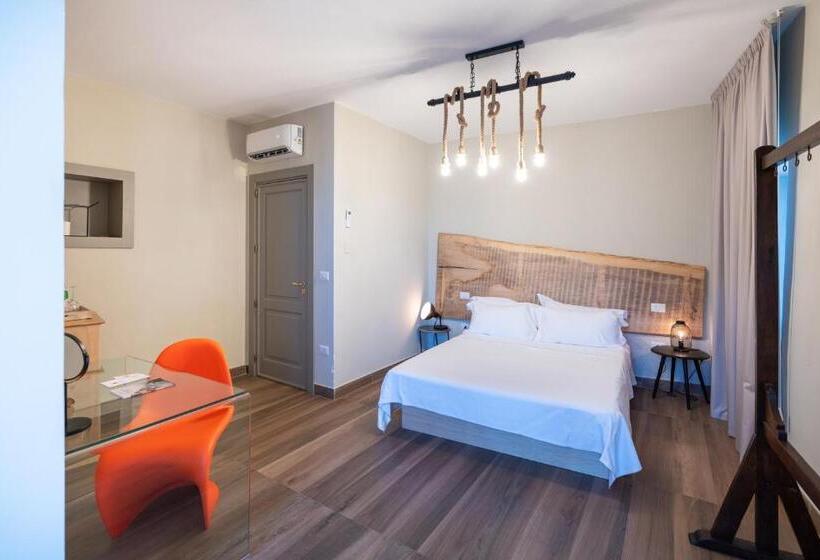 فندق Castello Di Limatola