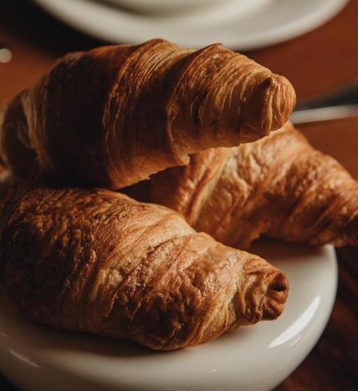 فندق Castello Di Limatola