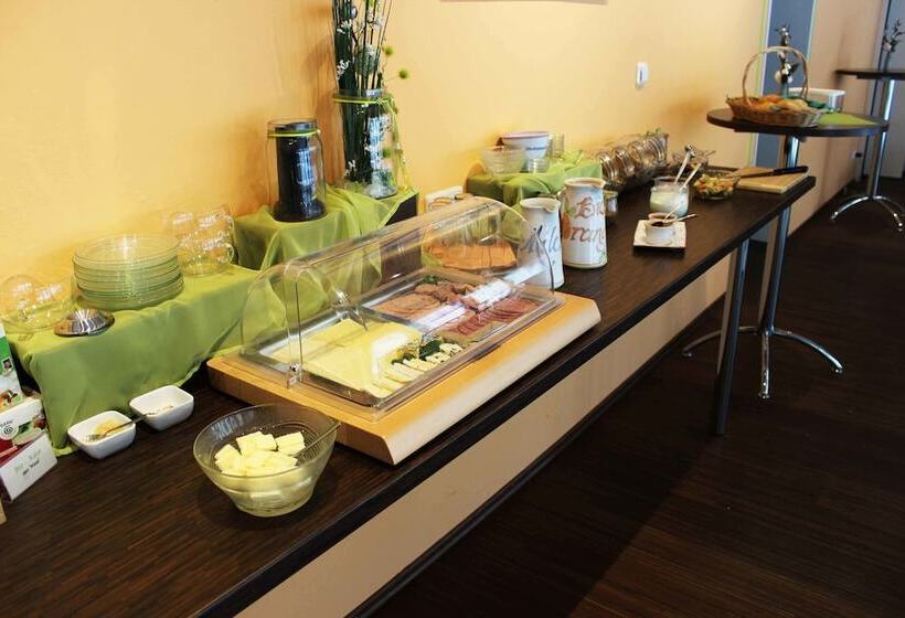 Отель Deutsches Haus