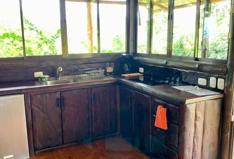 فندق Epic Adventure Lodge