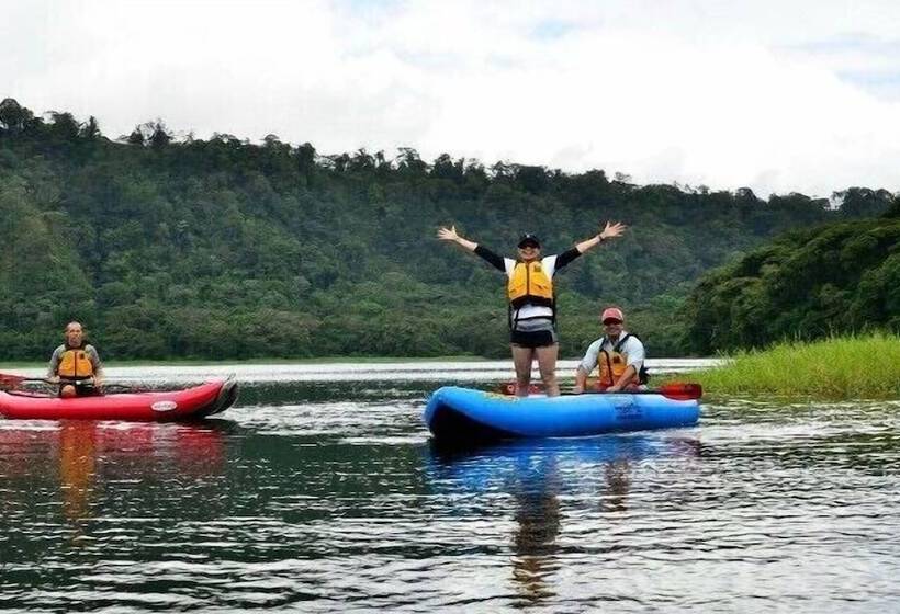 فندق Epic Adventure Lodge