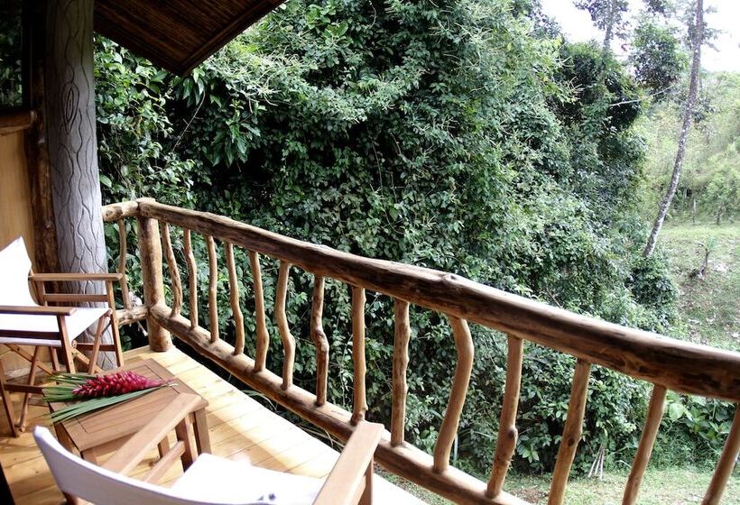 فندق Epic Adventure Lodge