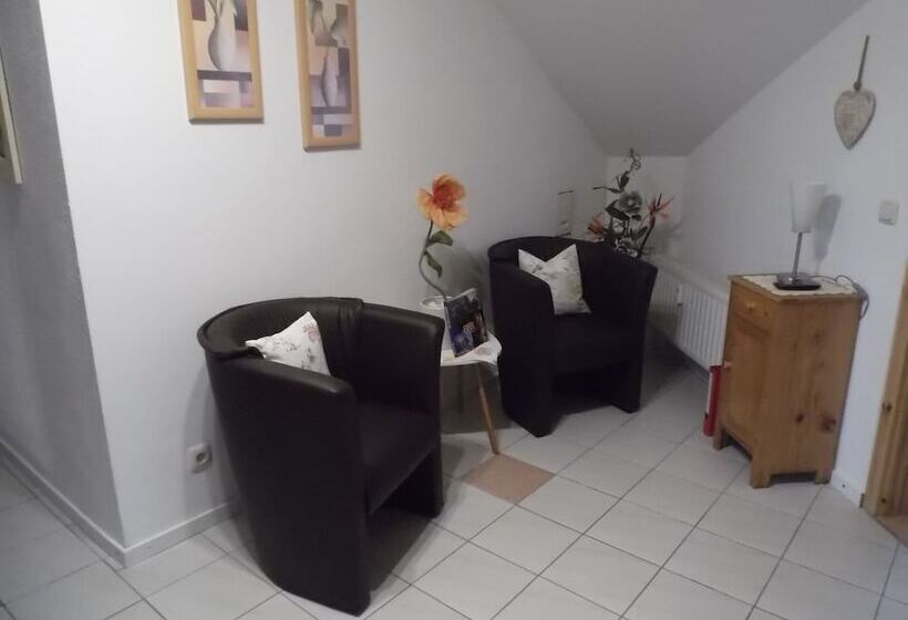 호텔 Ferienwohnung Schmitz