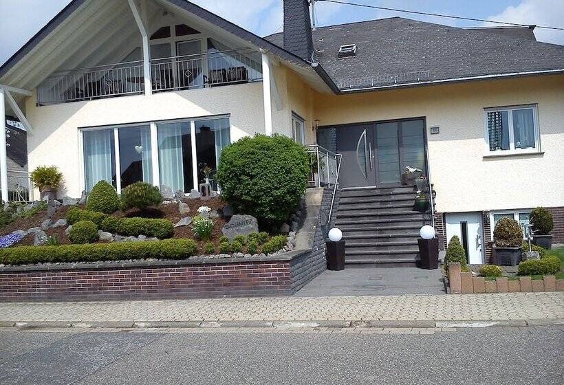 호텔 Ferienwohnung Schmitz