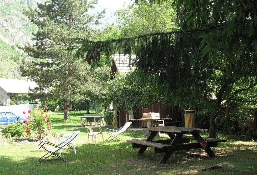 호텔 Hôtel Le Val Des Sources