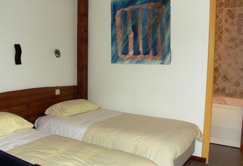 בית מלון כפרי Hôtel Le Val Des Sources