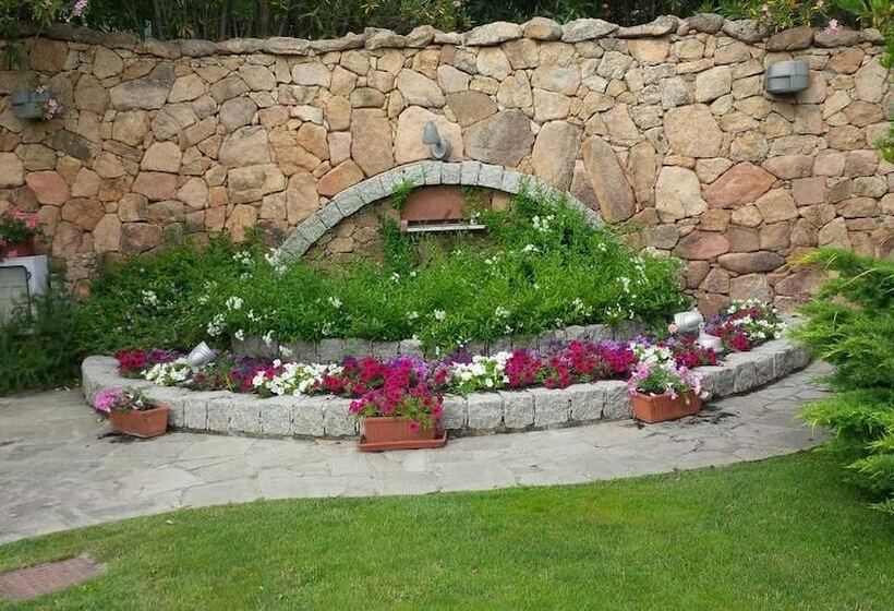 בית מלון כפרי Il Cavallino Rosso