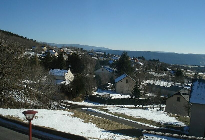 酒店 La Baraque De Chastel