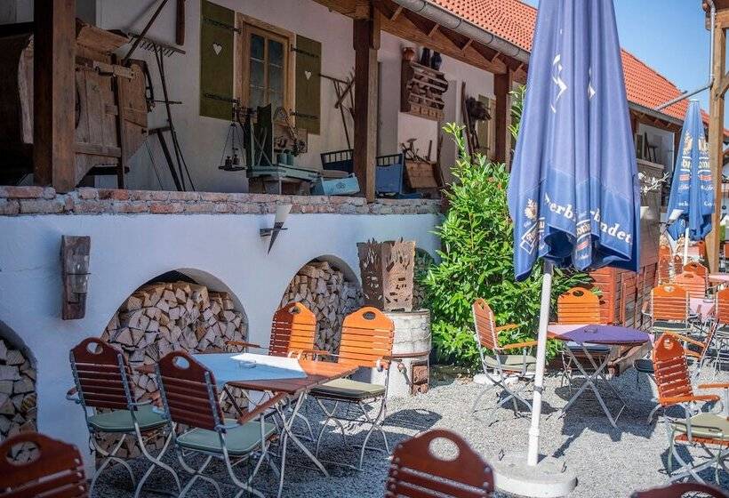 ホテル Landhaus Krone