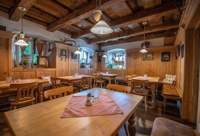 ホテル Landhaus Krone