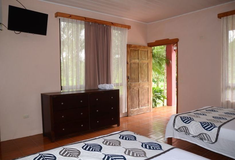 בית מלון כפרי Lumbres Del Arenal Cabinas Y Villas