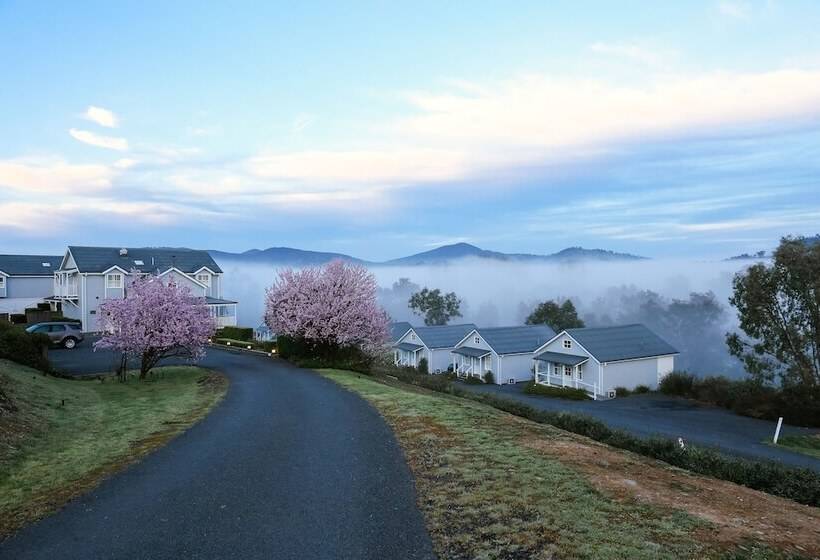 בית מלון כפרי Nimbo Fork Lodge