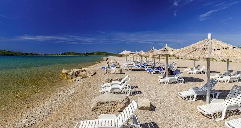 فندق Olive Garden Camp Resort