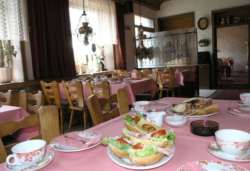 בית מלון כפרי Restaurant Lahnhof