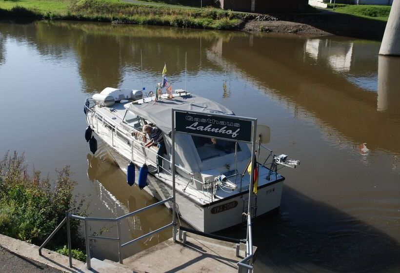 בית מלון כפרי Restaurant Lahnhof