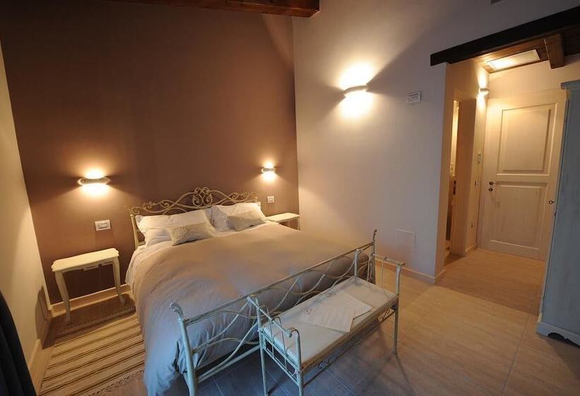 בית מלון כפרי Agriturismo Acero Rosso