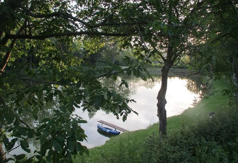 בית מלון כפרי Agriturismo Acero Rosso