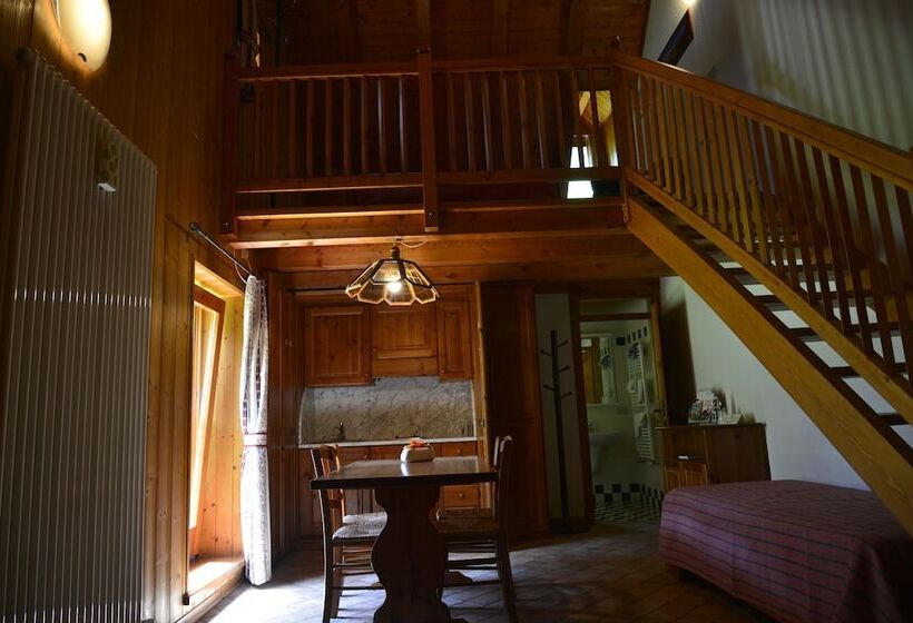 교외 호텔 Agriturismo Pian Dei Tass