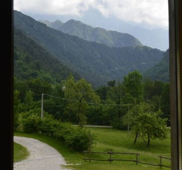 교외 호텔 Agriturismo Pian Dei Tass