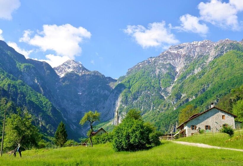 교외 호텔 Agriturismo Pian Dei Tass