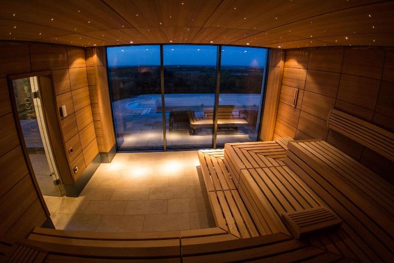 فندق Schloss Leitheim