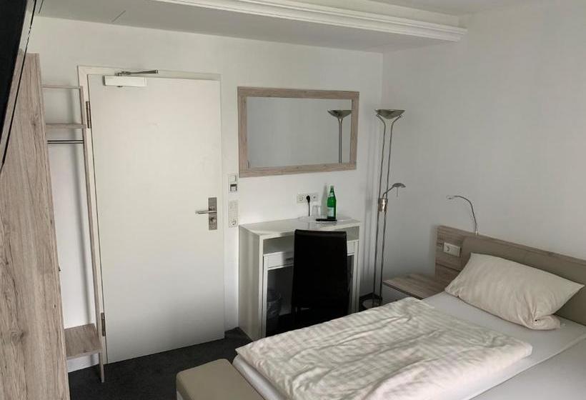 ホテル St. Hubertus