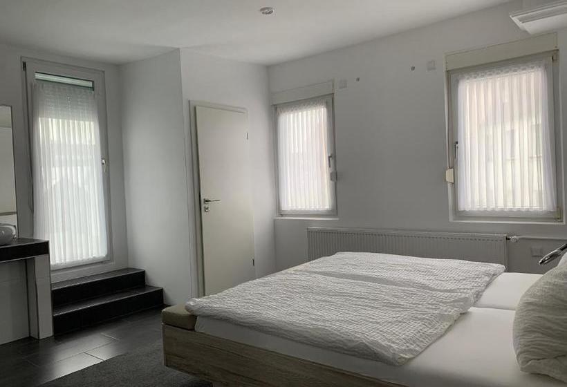 ホテル St. Hubertus