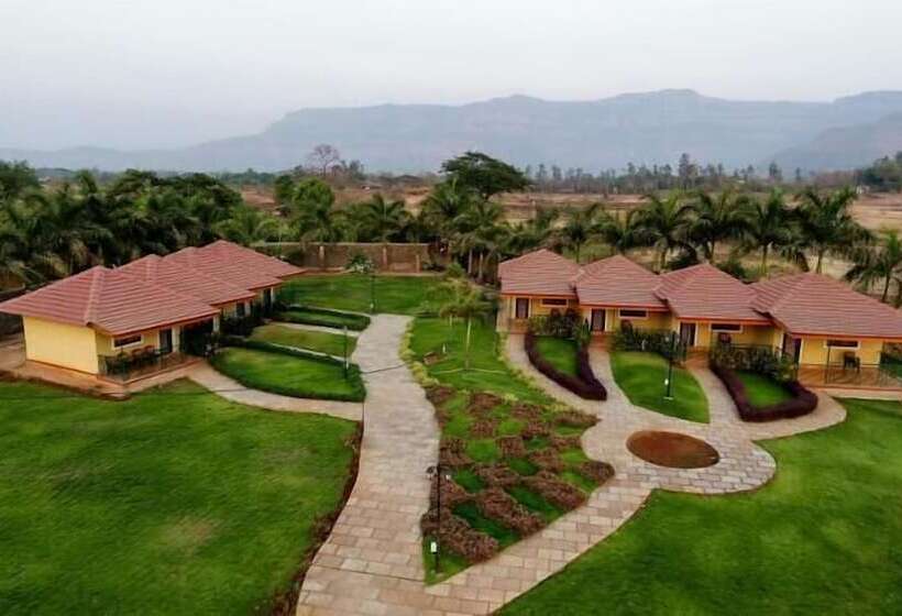 فندق The Kanila Resort