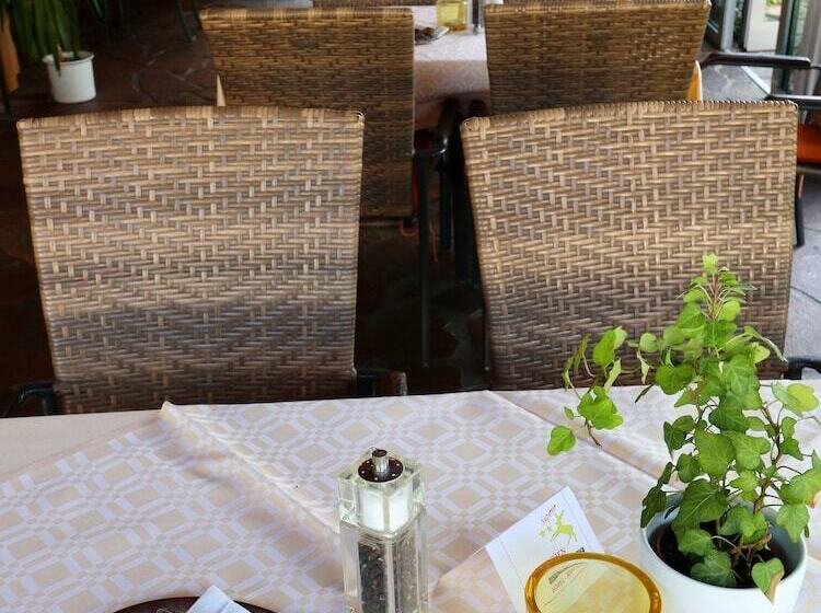 Отель Werneths Landgasthof Hirschen