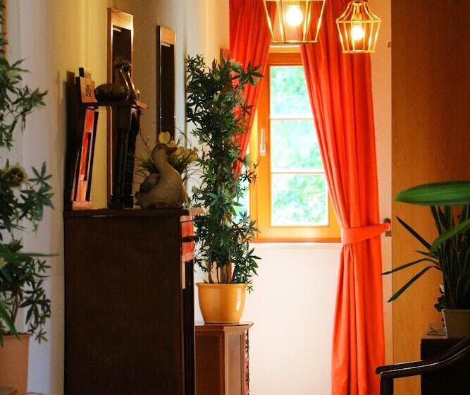 Отель Werneths Landgasthof Hirschen