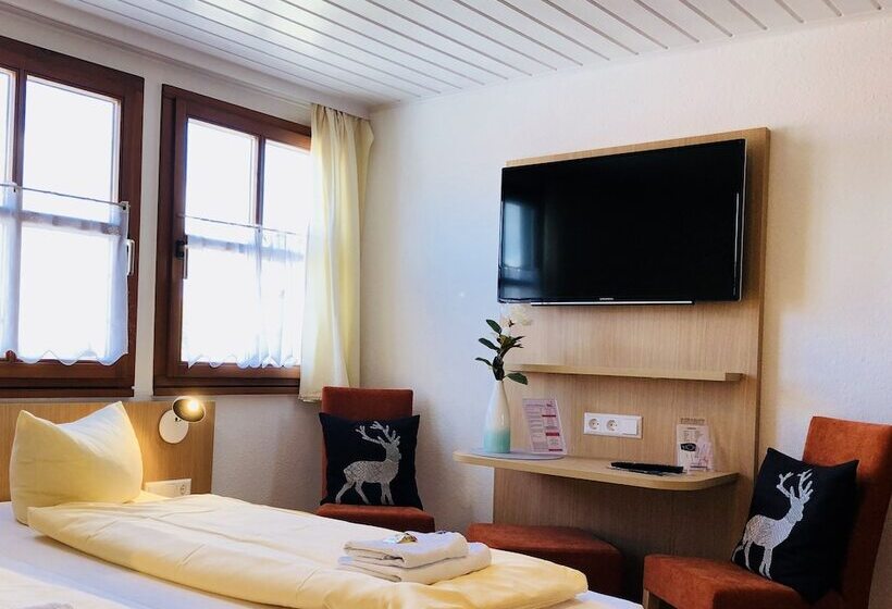 Отель Werneths Landgasthof Hirschen