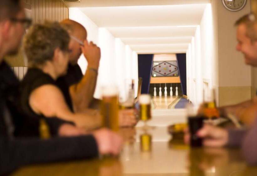 ホテル Zur Neroburg