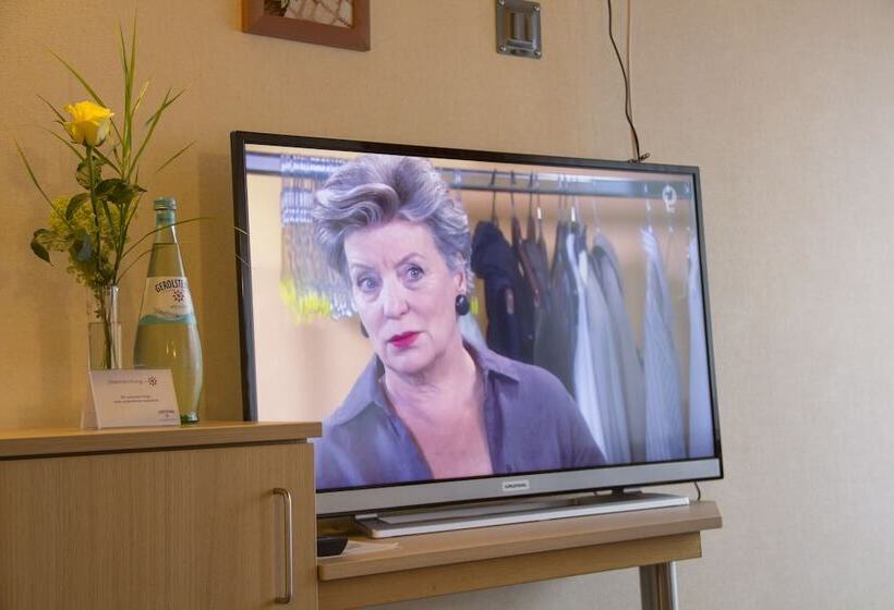 ホテル Zur Neroburg