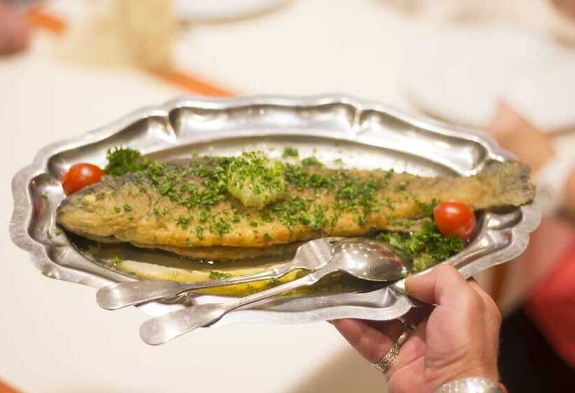 Отель Zur Neroburg