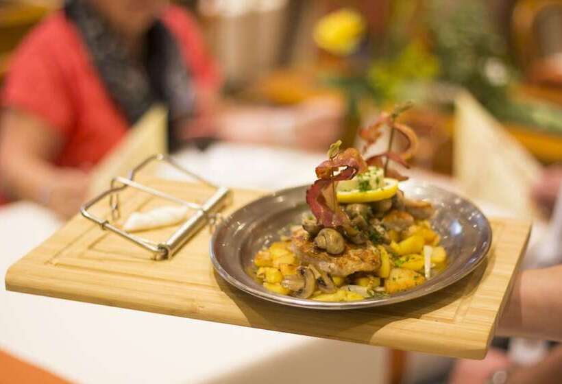 Отель Zur Neroburg