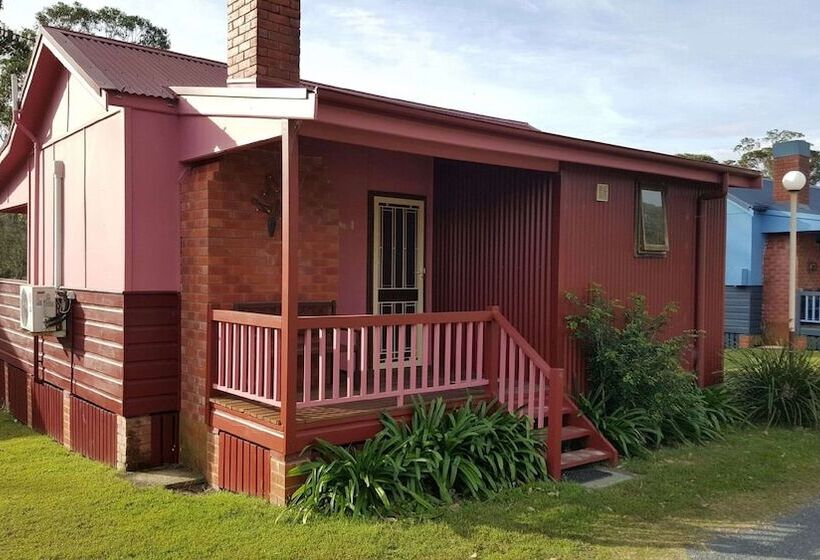 Lake Conjola Waterfront Holiday Park