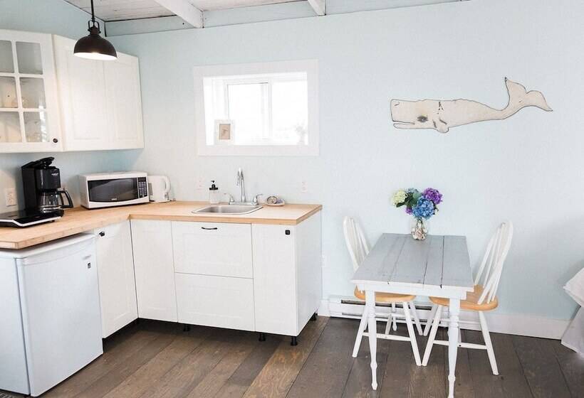 Lighthouse Lane Cottages