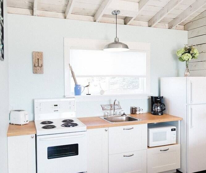 Lighthouse Lane Cottages