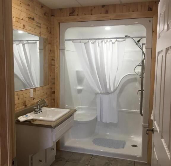 فندق على الطريق Raleigh Rooms & Taylor S Crafts