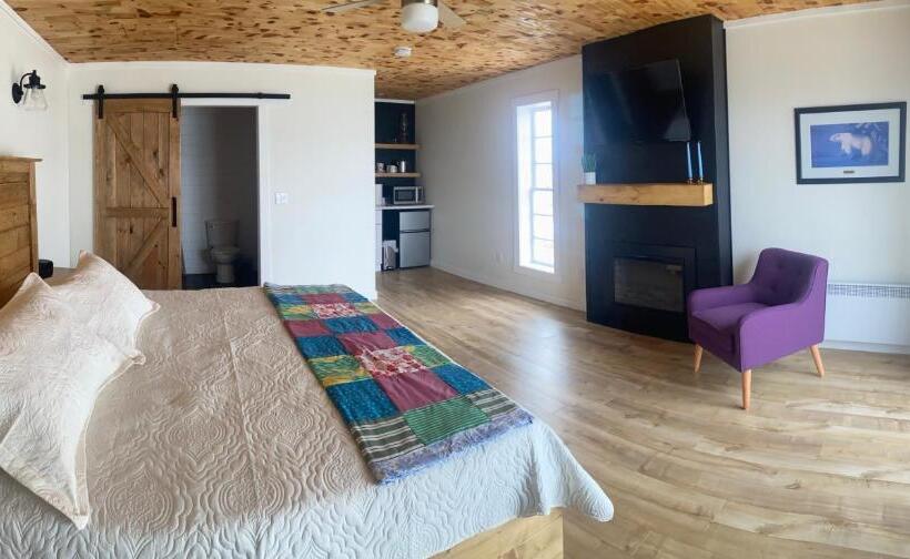 فندق على الطريق Raleigh Rooms & Taylor S Crafts