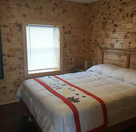 فندق على الطريق Raleigh Rooms & Taylor S Crafts