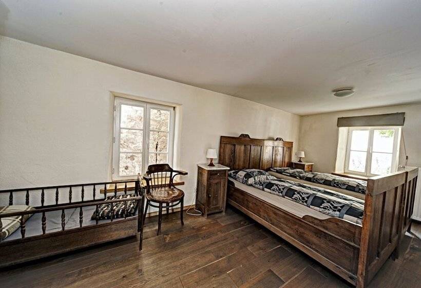 Nengshof   Haus Königskerze