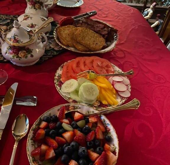 Pemberley House Bed And Breakfast