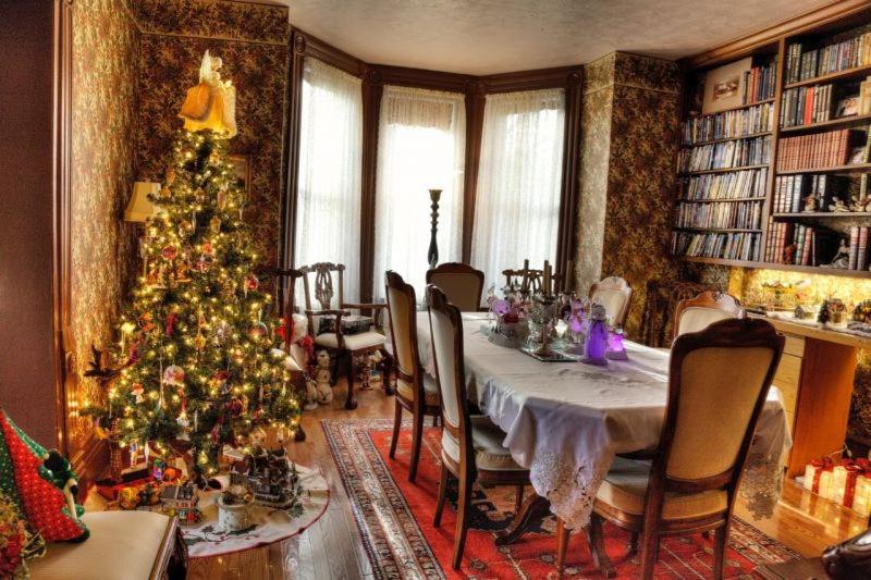 Pemberley House Bed And Breakfast
