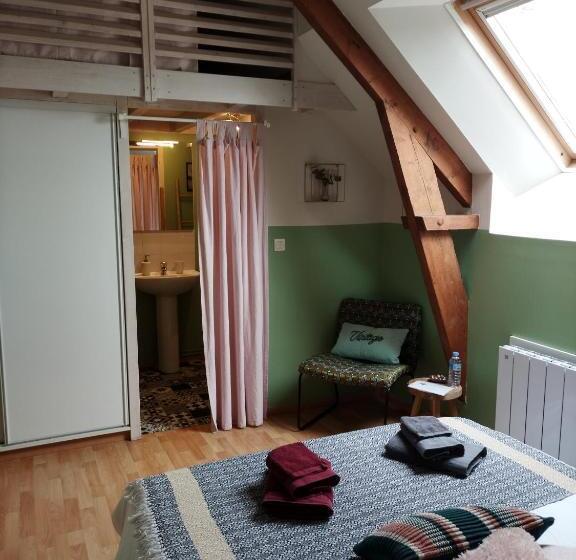 פנסיון Aux Couleurs De La Baie