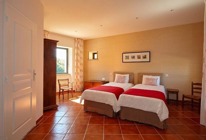 Пансион Chambres D Hôtes La Tour De Ginaillac