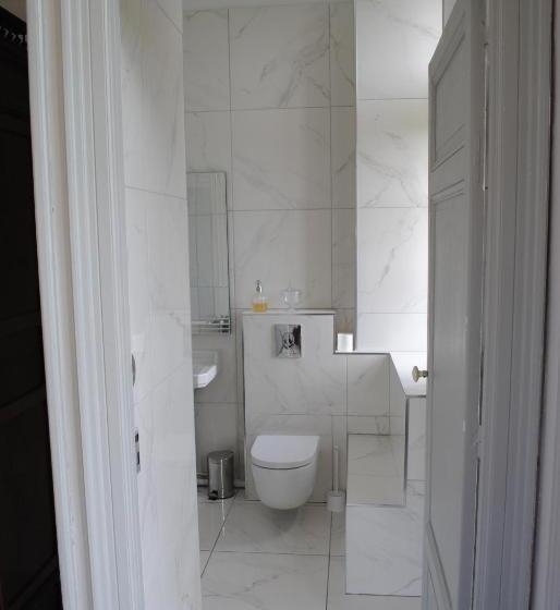 פנסיון Chateau Mezger