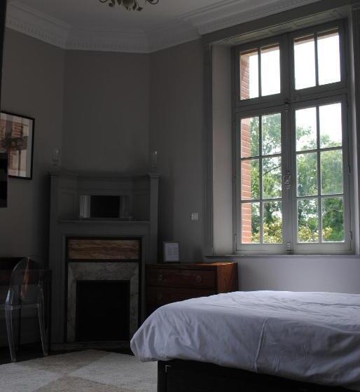 פנסיון Chateau Mezger