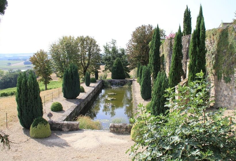 펜션 Château Moncassin