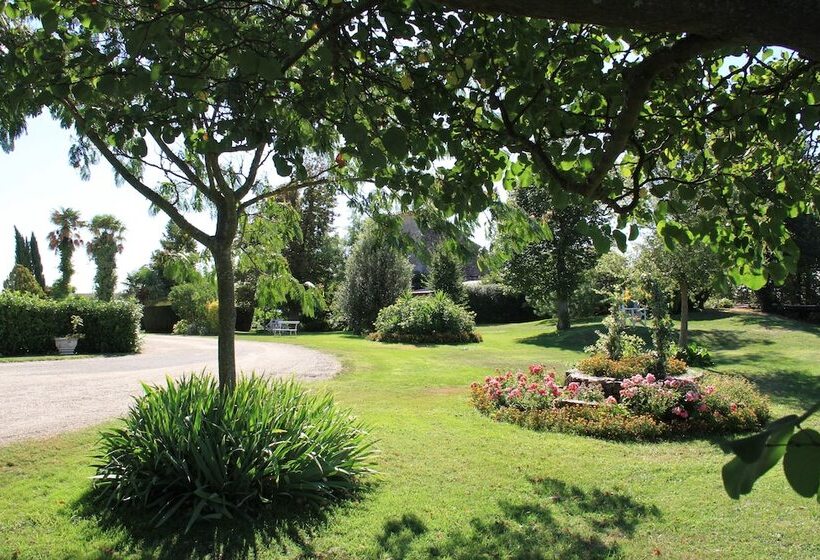 펜션 Château Moncassin